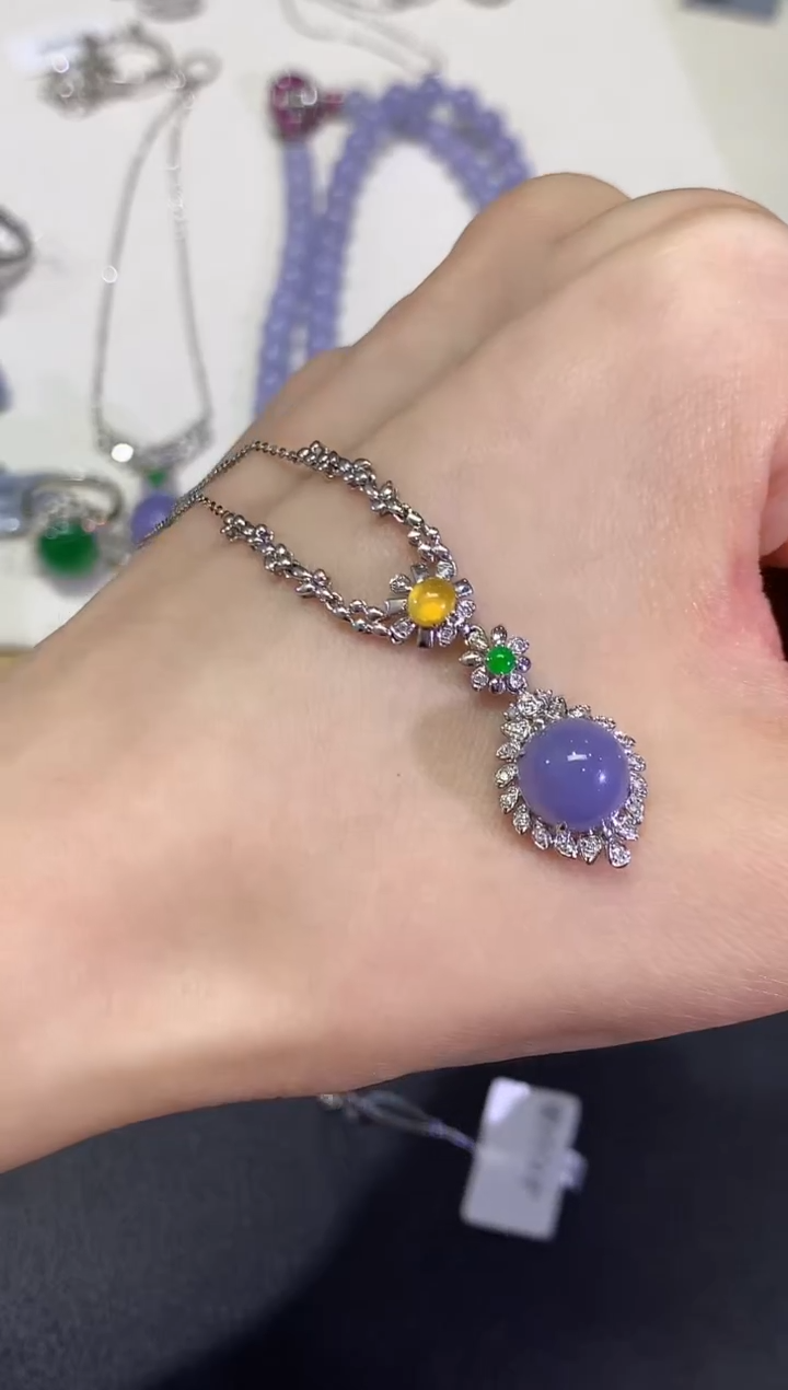 【闪购商品】翡翠颈饰18K金镶嵌团购1