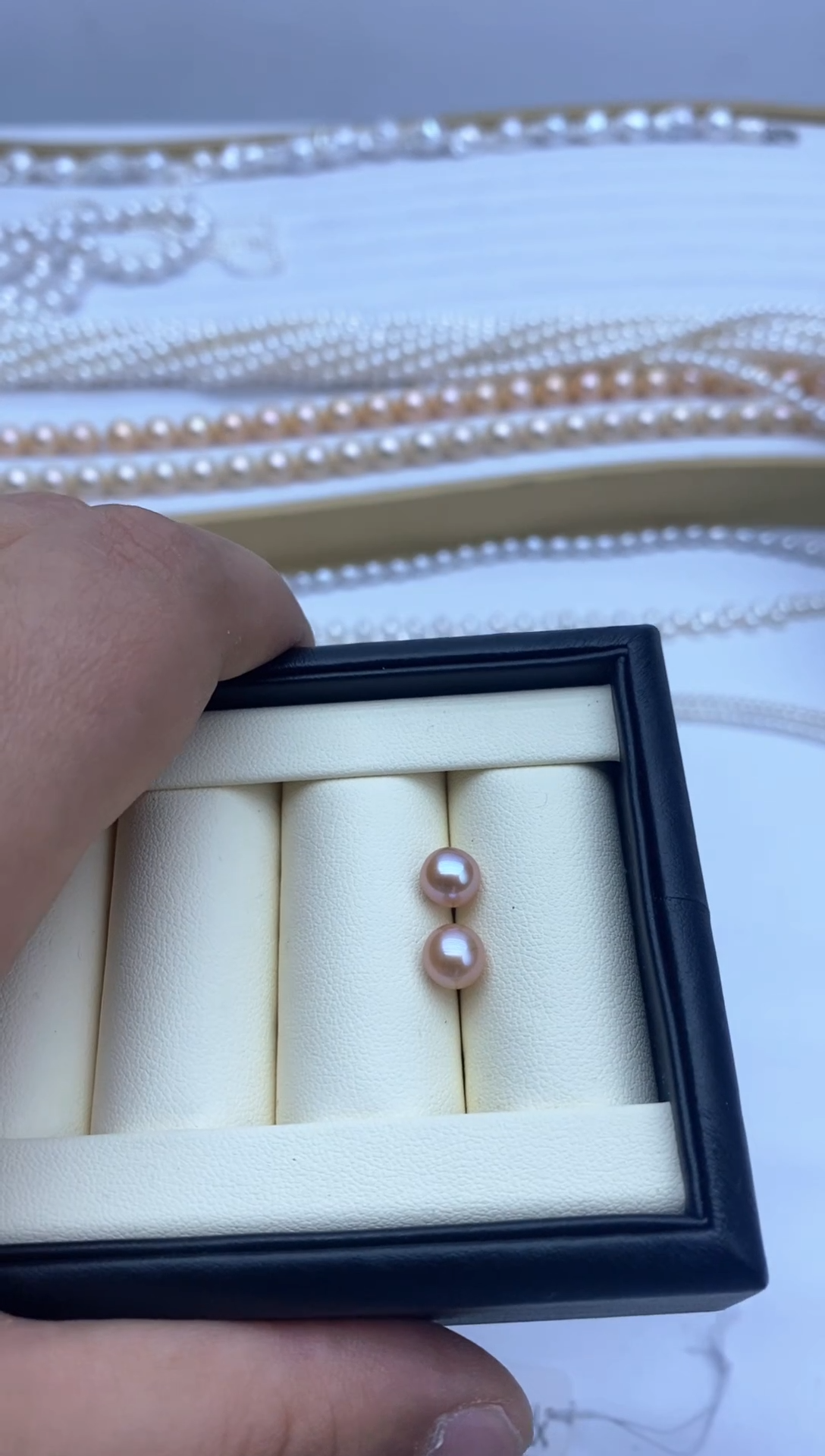 【闪购商品】淡水珍珠耳钉银S925镶嵌紫珠