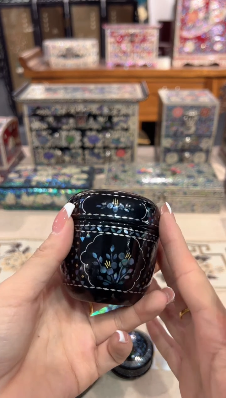 【闪购商品】微瑕老货弘贝雅螺钿漆器文化馆  