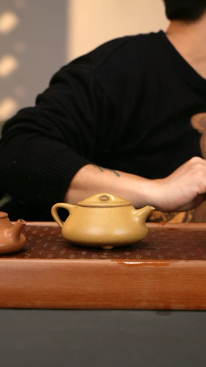 【闪购商品】紫砂茶壶sy 黄金段手磨粗纱光明石瓢