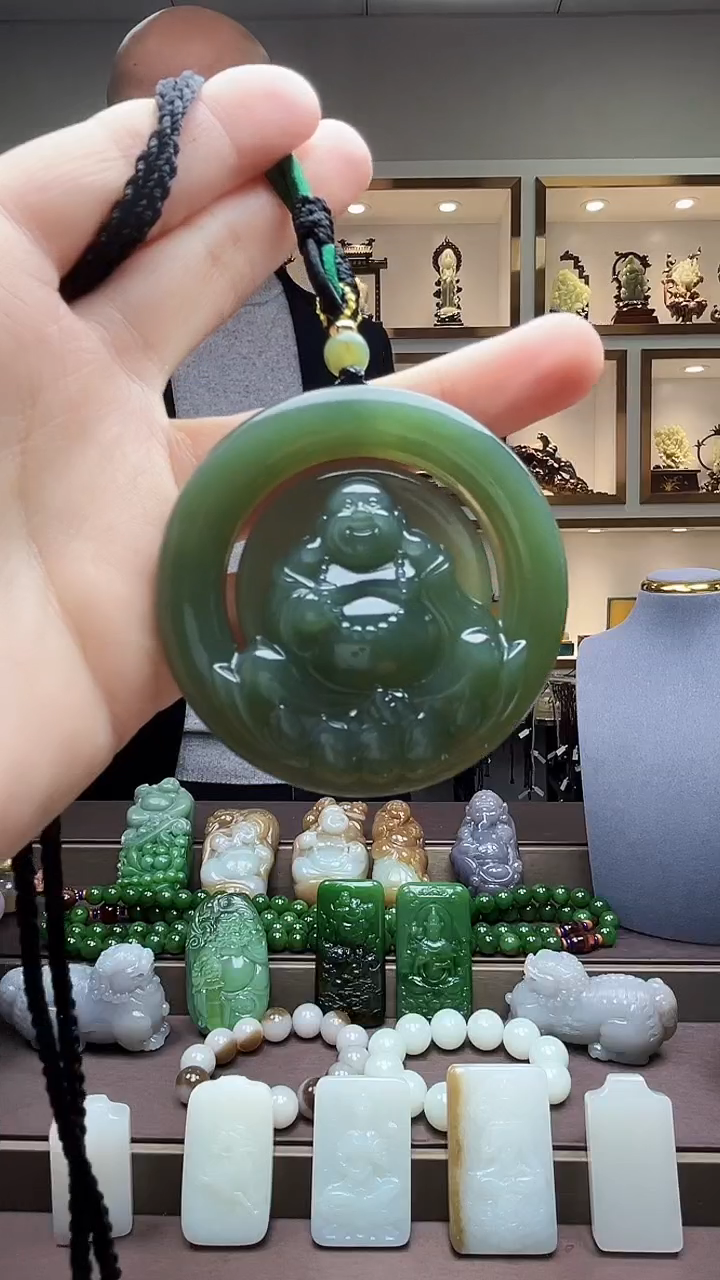 【闪购商品】和田玉颈饰未镶嵌苏