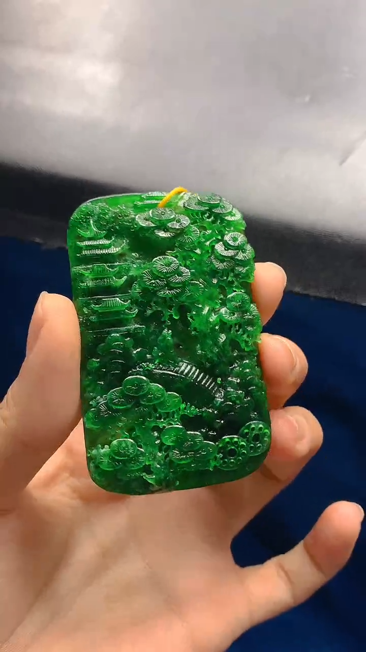 颈饰未镶嵌翡翠逆**上天然缅甸a货翡翠