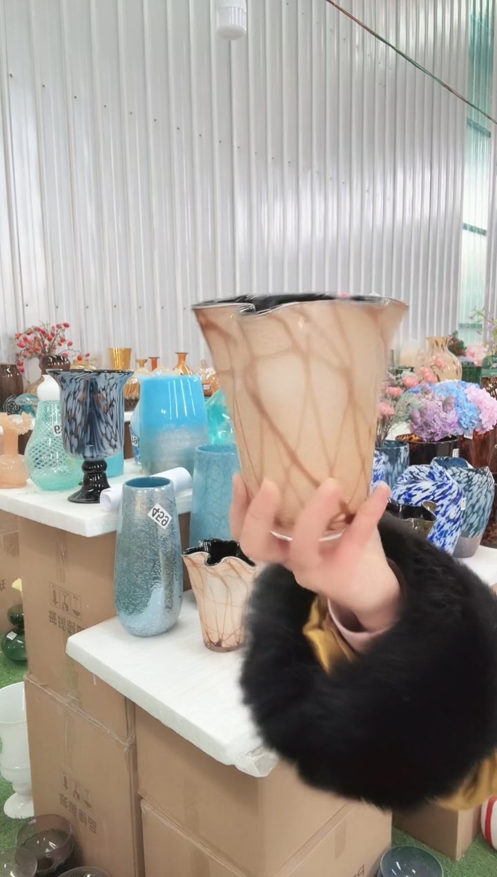 290直播玻璃花瓶