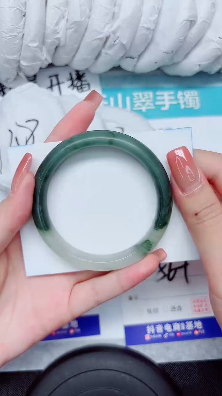 石英质玉手镯未镶嵌277-56