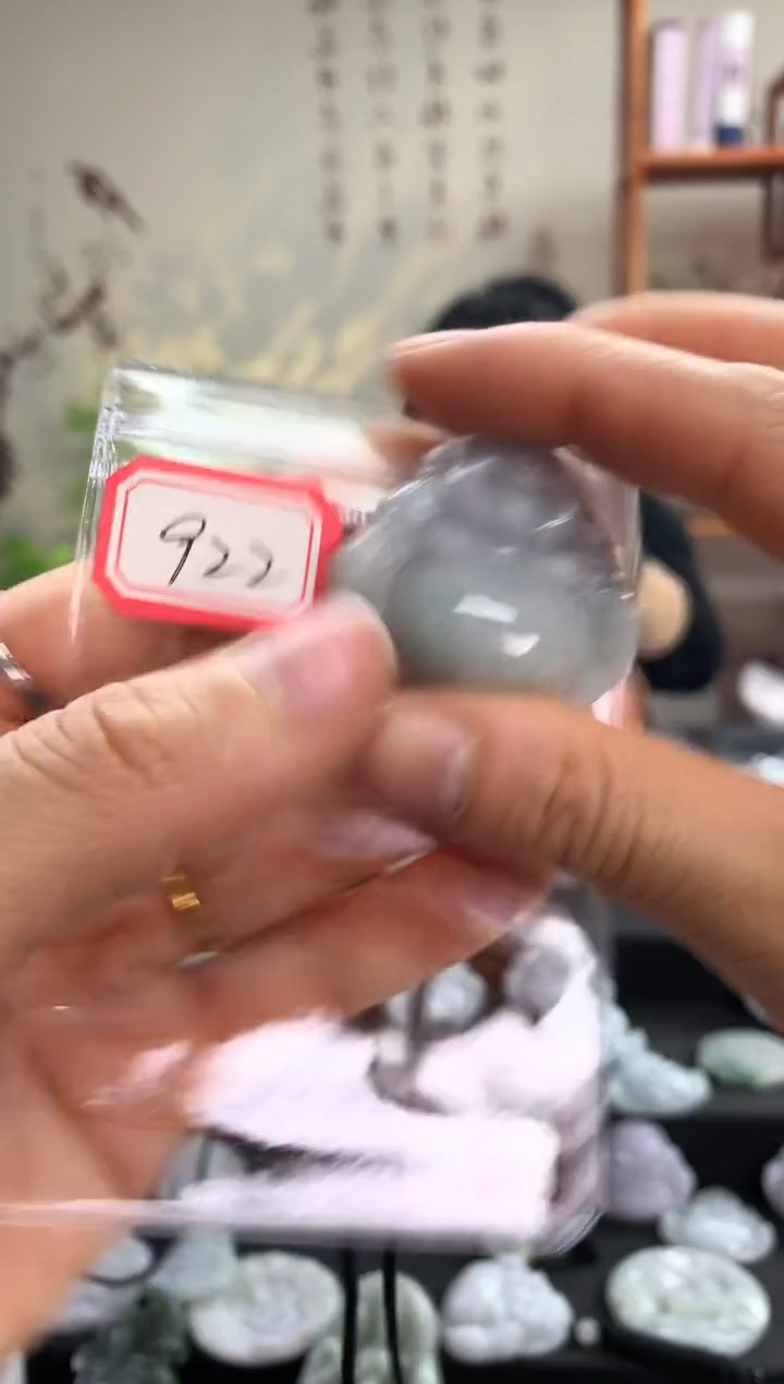 【闪购商品】翡翠颈饰未镶嵌佛公922