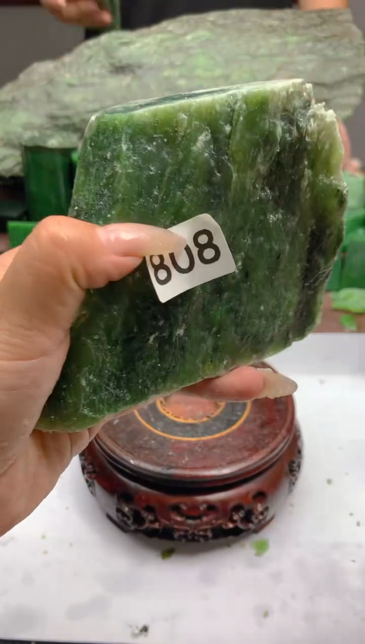 和田玉（碧玉）未镶嵌珠宝半成品808