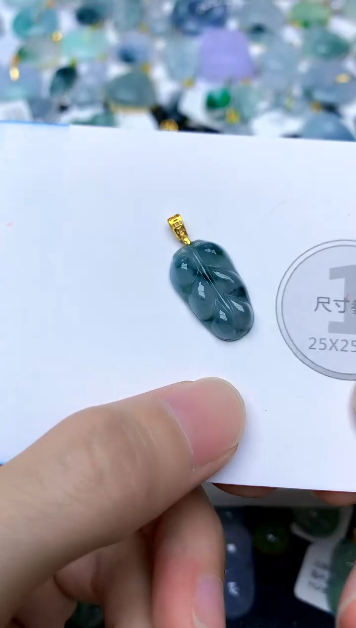 颈饰银S925镶嵌翡翠天然A货翡翠