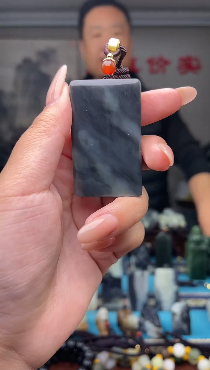 未镶嵌和田玉挂件1