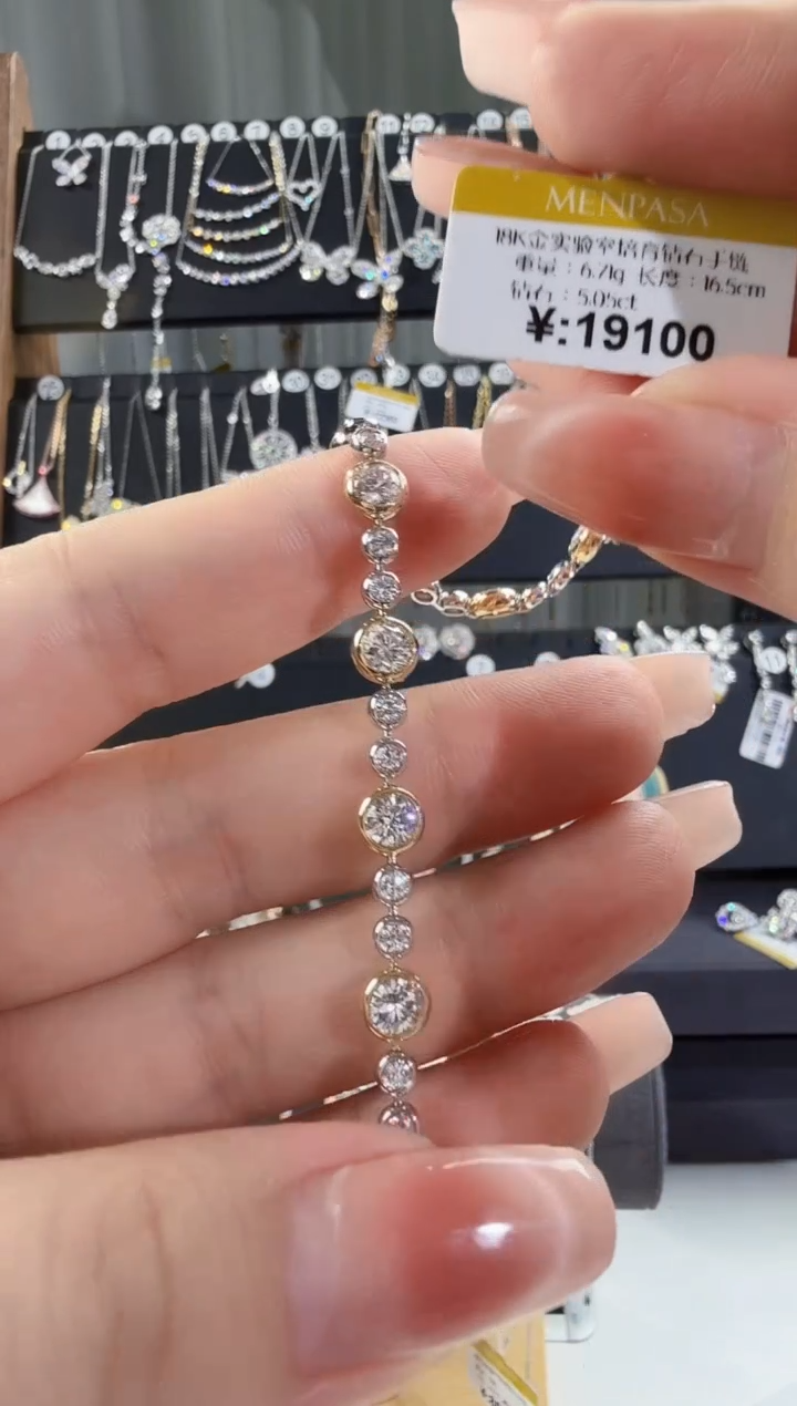 铂Pt950镶嵌实验室培育钻石泡泡手链