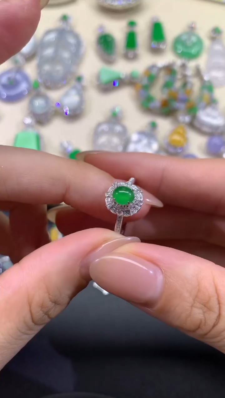 【闪购商品】翡翠戒指18K金镶嵌98天然A货翡翠