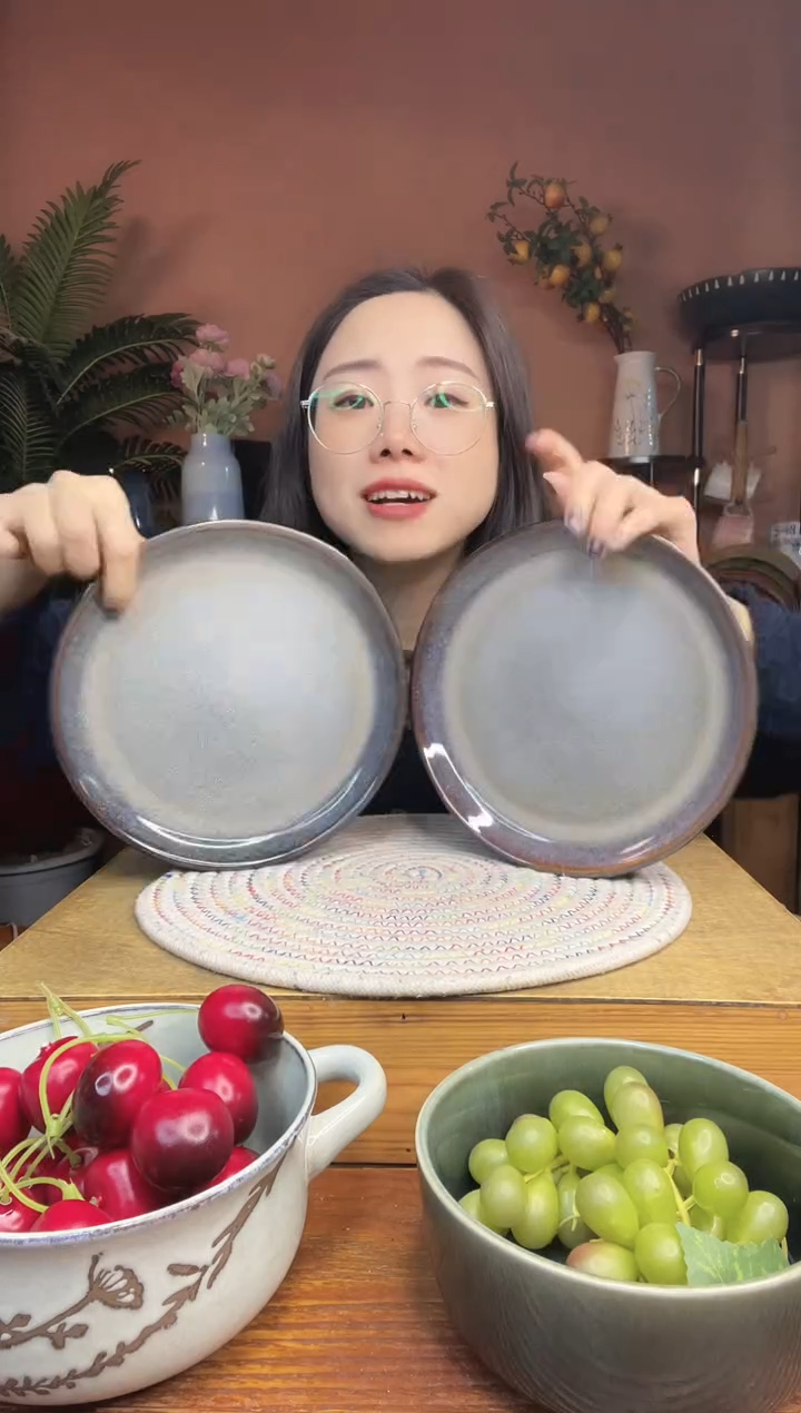 陶瓷8英寸窑变小盘 2件 微瑕疵
