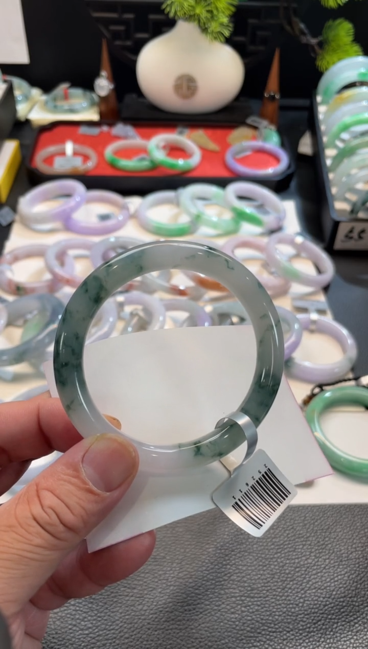 未镶嵌手镯翡翠126号链接 57圆条