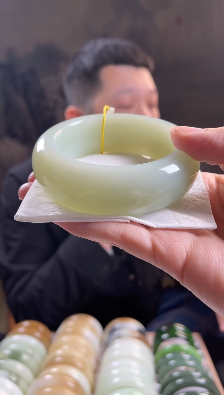 未镶嵌手镯和田玉58+圈口0538