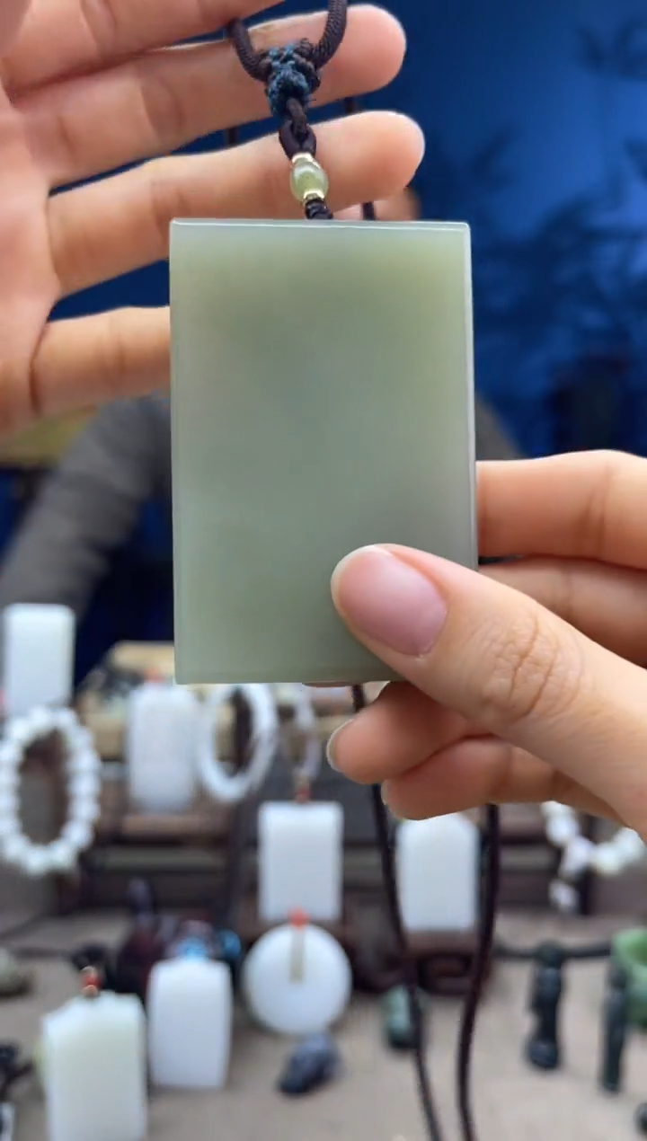 【闪购商品】和田玉颈饰未镶嵌1