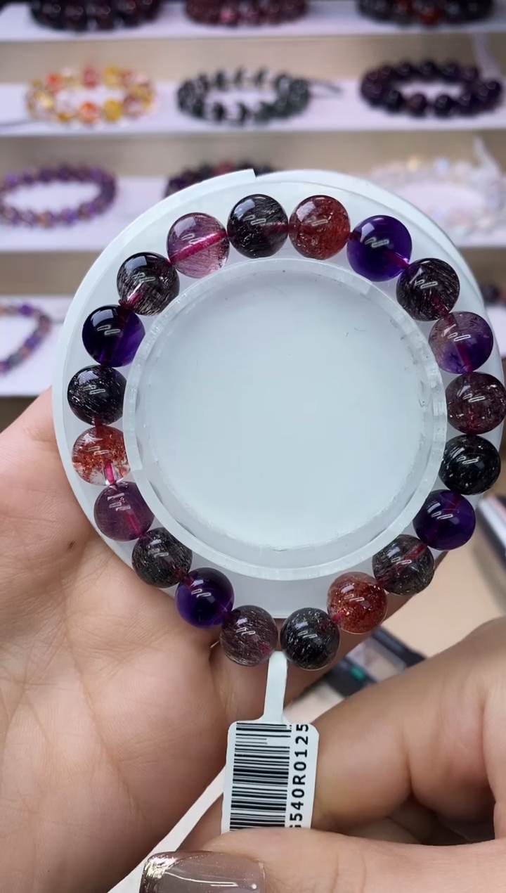 【闪购商品】水晶手链未镶嵌黑加仑超七9m+