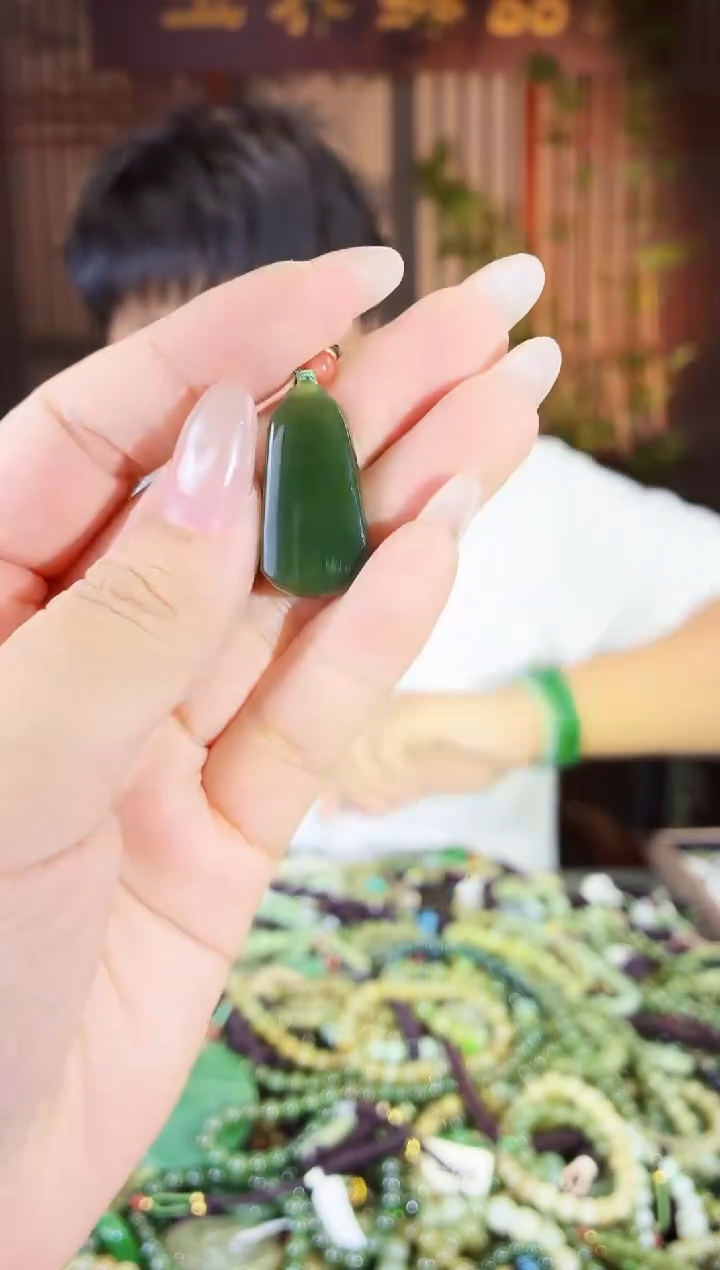 未镶嵌和田玉挂件多样性发货拍一发一