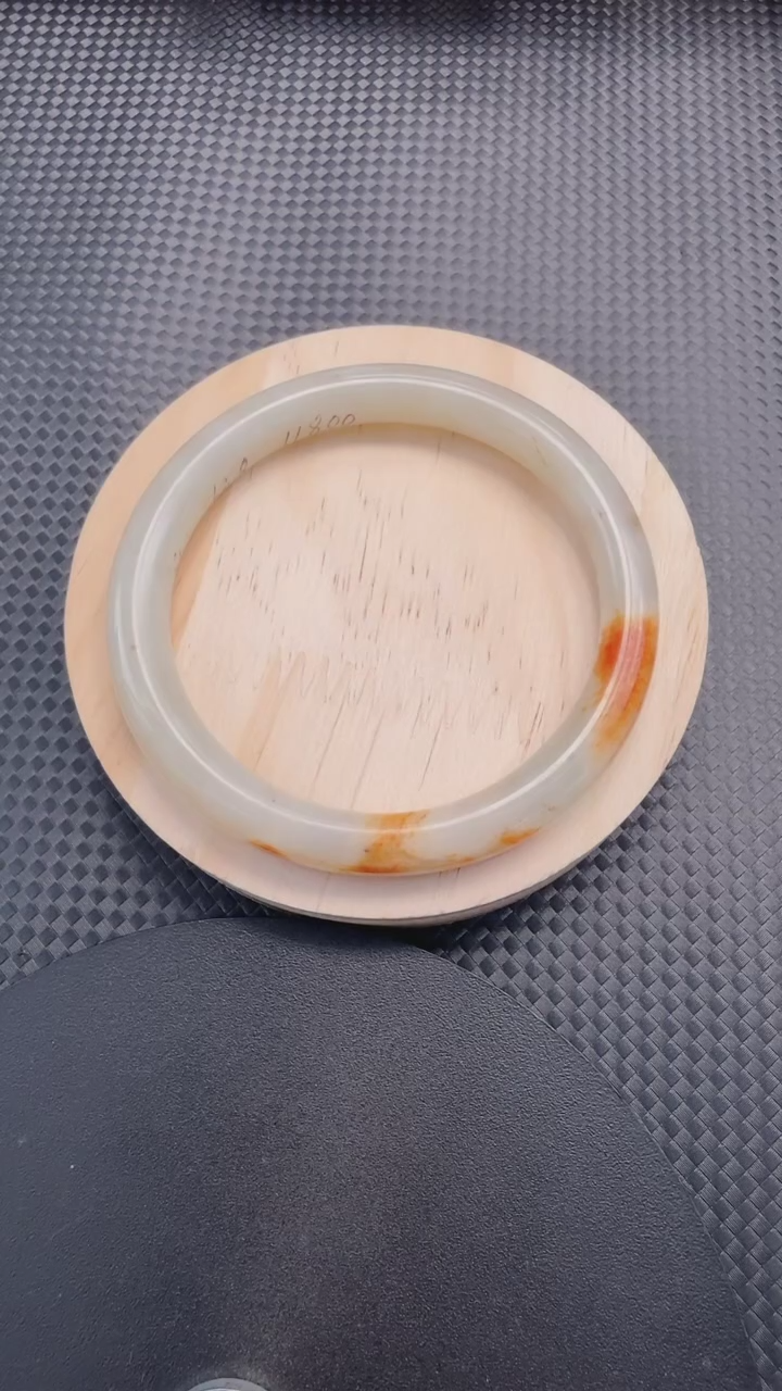 【闪购商品】和田玉手镯未镶嵌41圈口62.8圆条