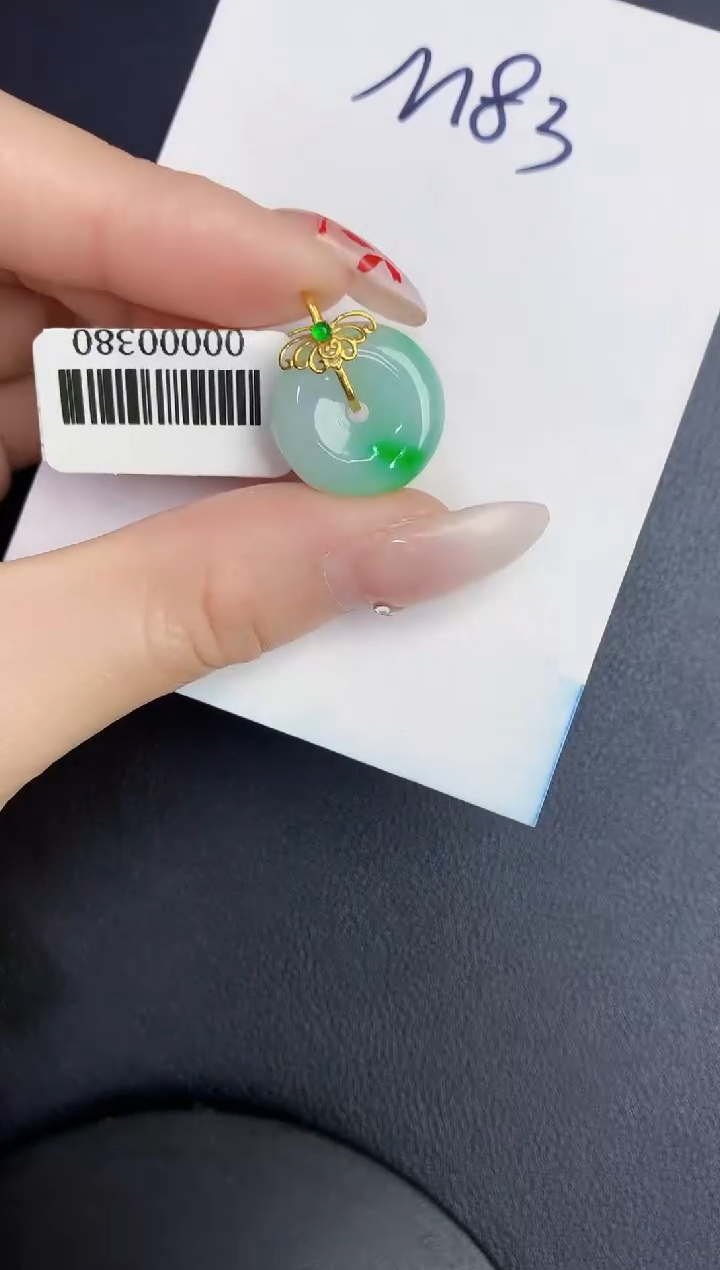 【闪购商品】翡翠颈饰18K金镶嵌00000000000