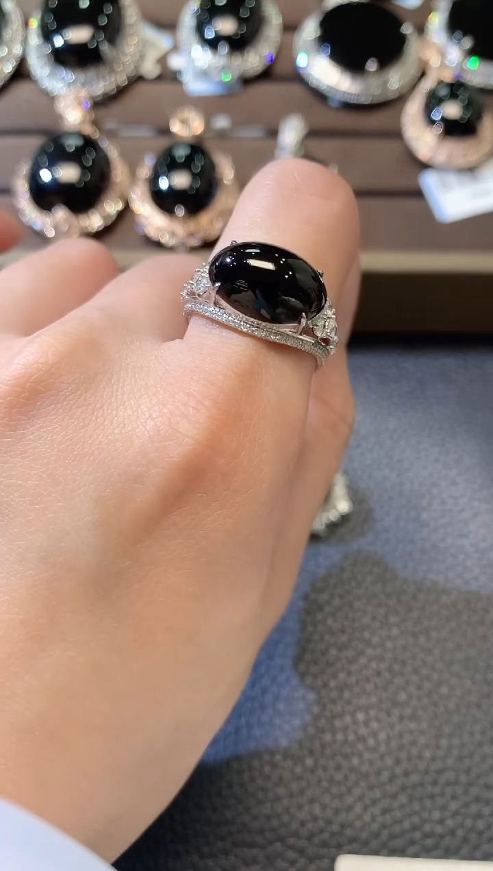 【闪购商品】翡翠戒指18K金镶嵌A74墨翠