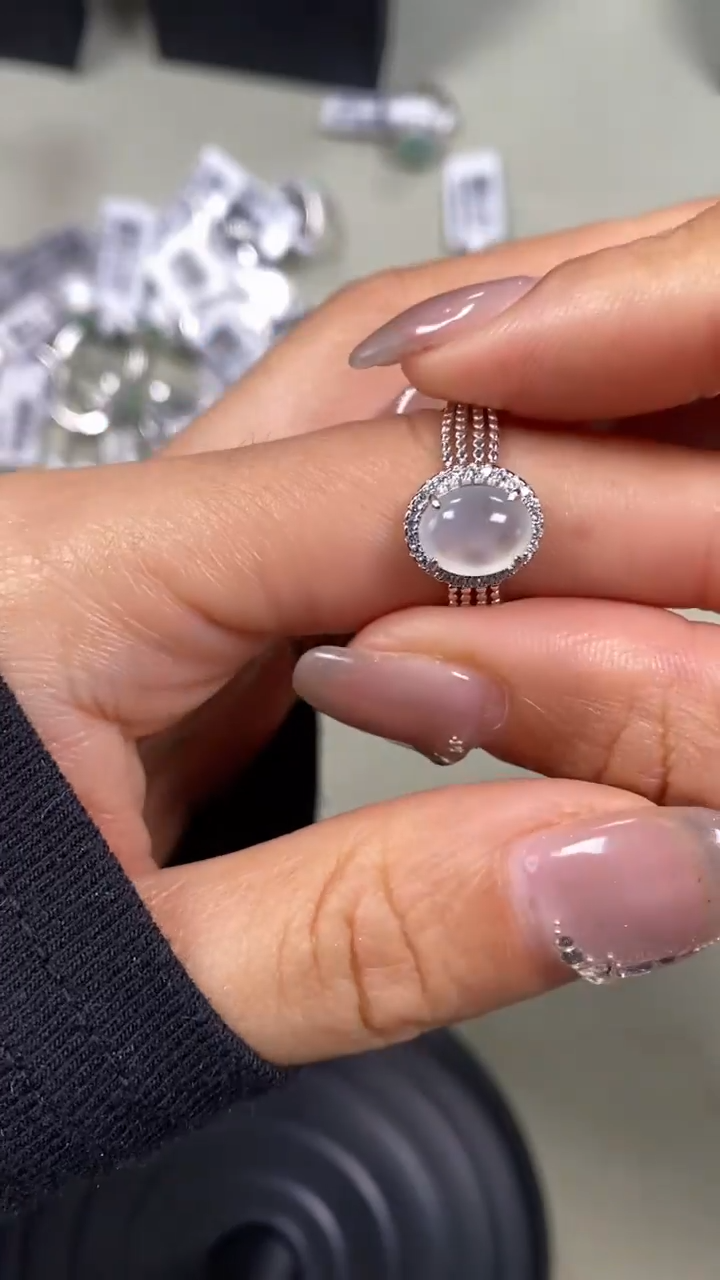 【闪购商品】翡翠戒指银S925镶嵌8957