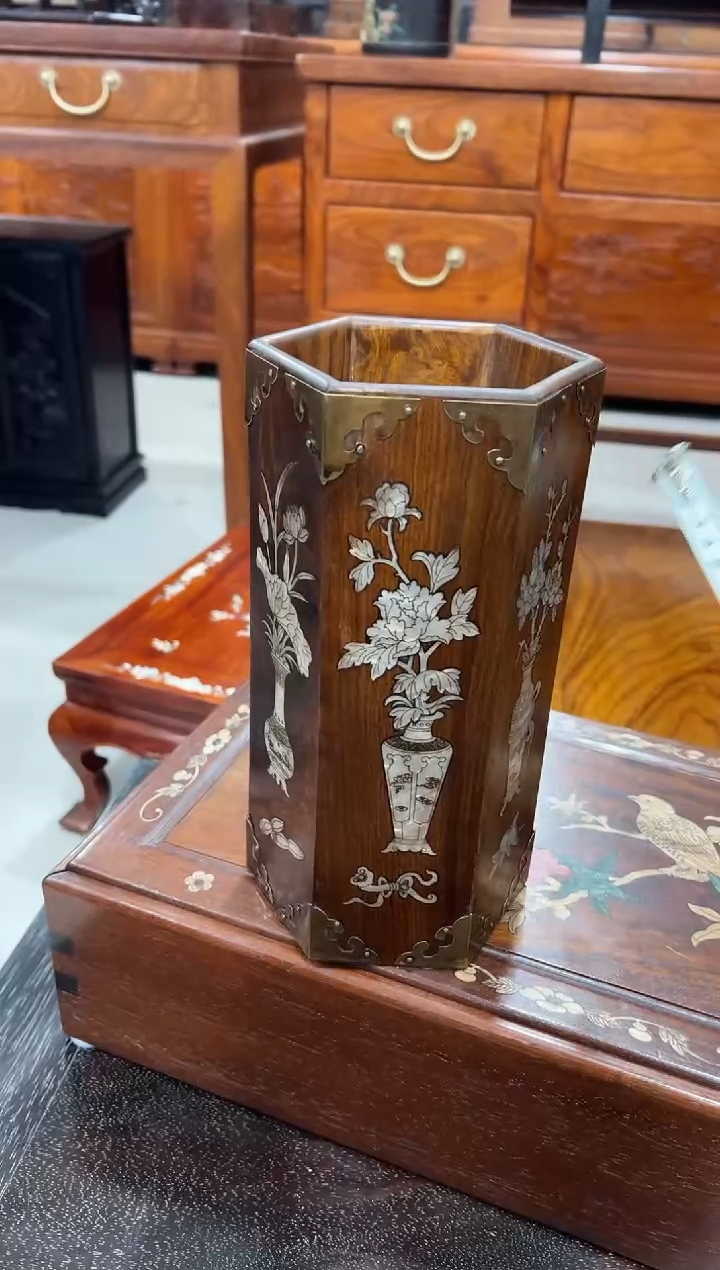 木花梨木六角镶嵌帽桶
