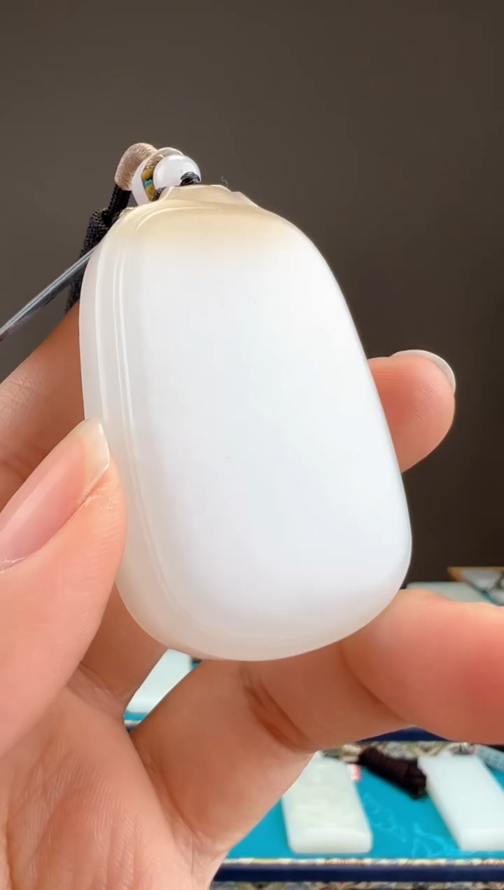 【闪购商品】和田玉颈饰未镶嵌1