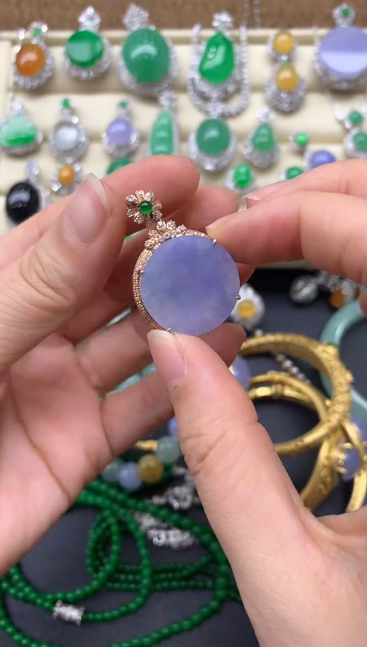 翡翠18K金镶嵌颈饰415-中国好珍宝