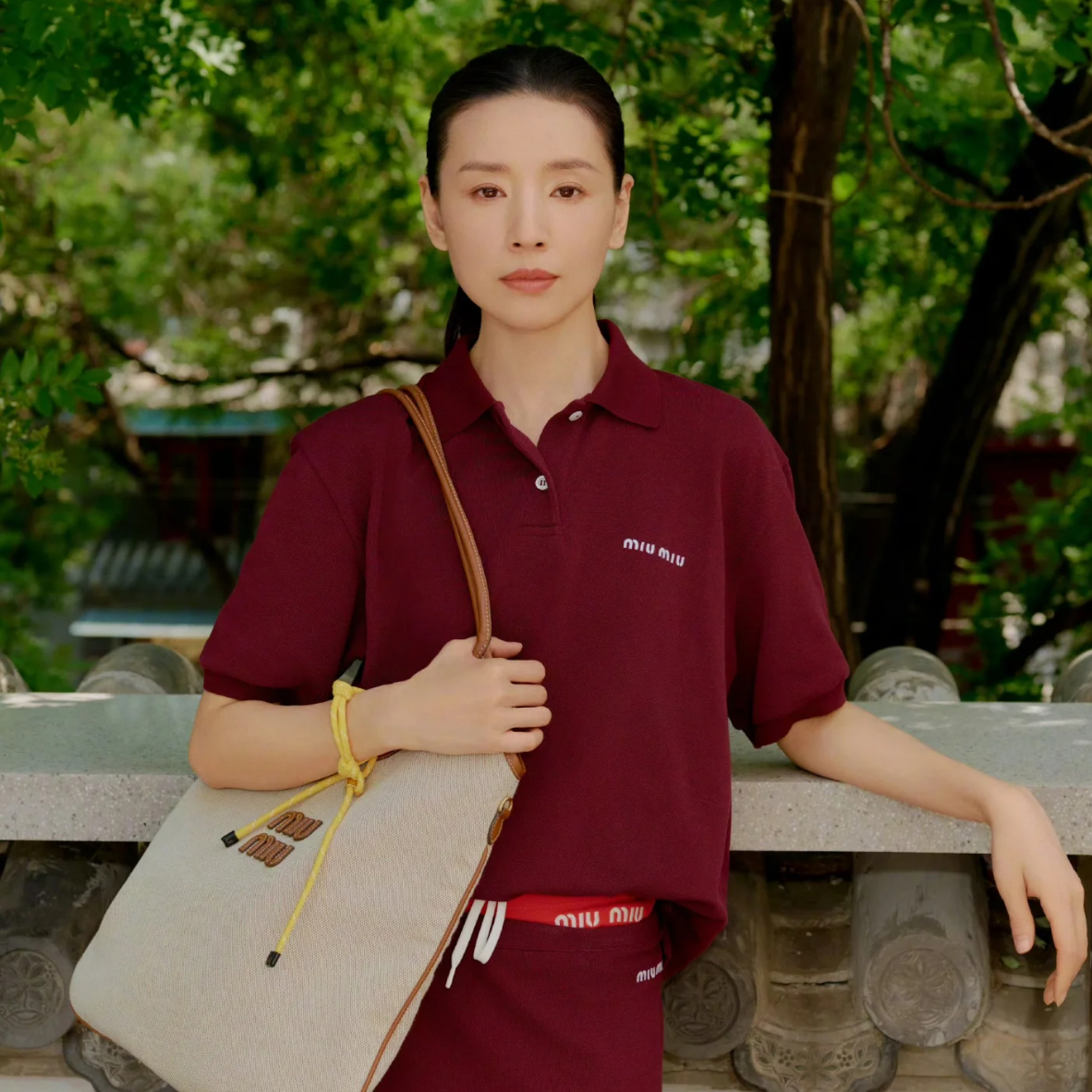 99新 MIU MIU/缪缪 酒红色polo短袖  38码