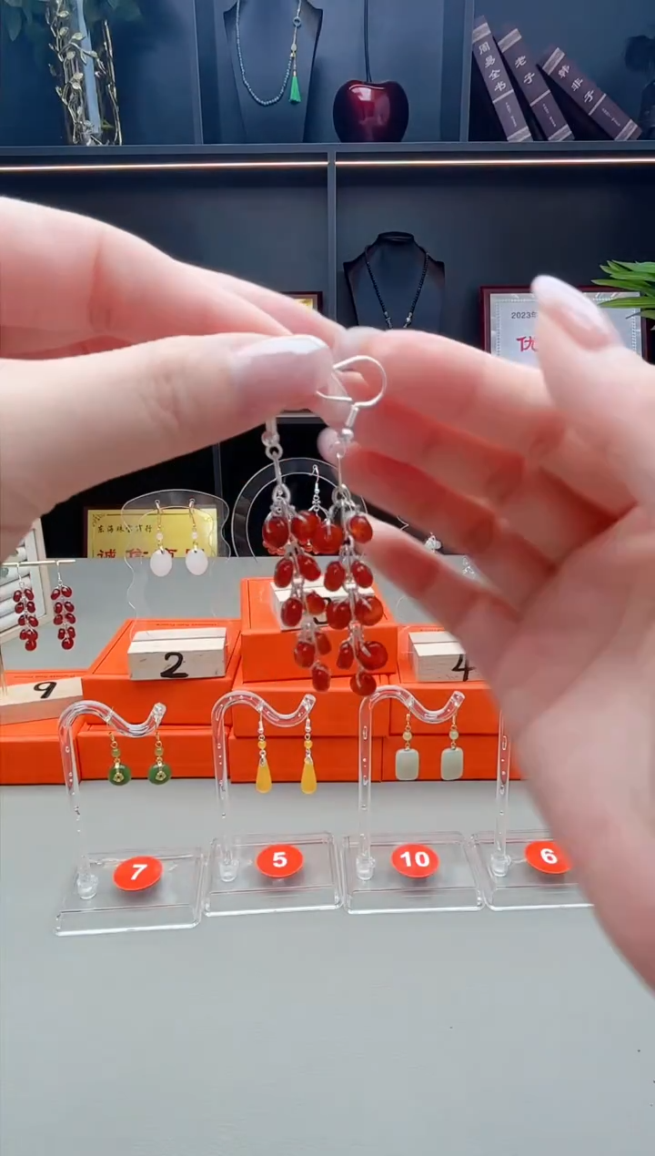 未镶嵌耳钉玛瑙/玉髓323