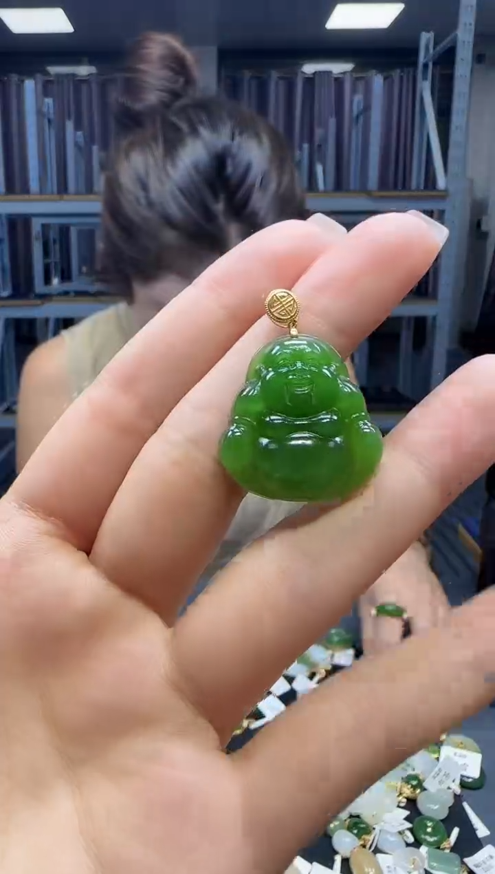 和田玉18K金镶嵌挂件1