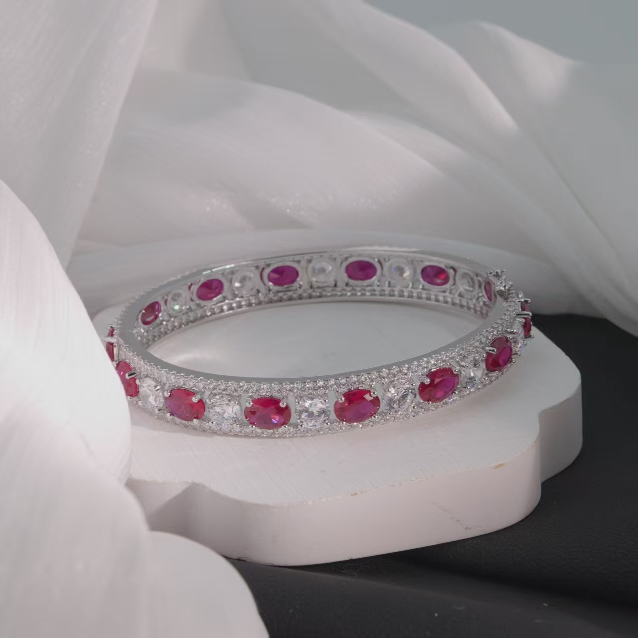 [粉丝专属]高奢臻品红宝石手镯 XKZF108
