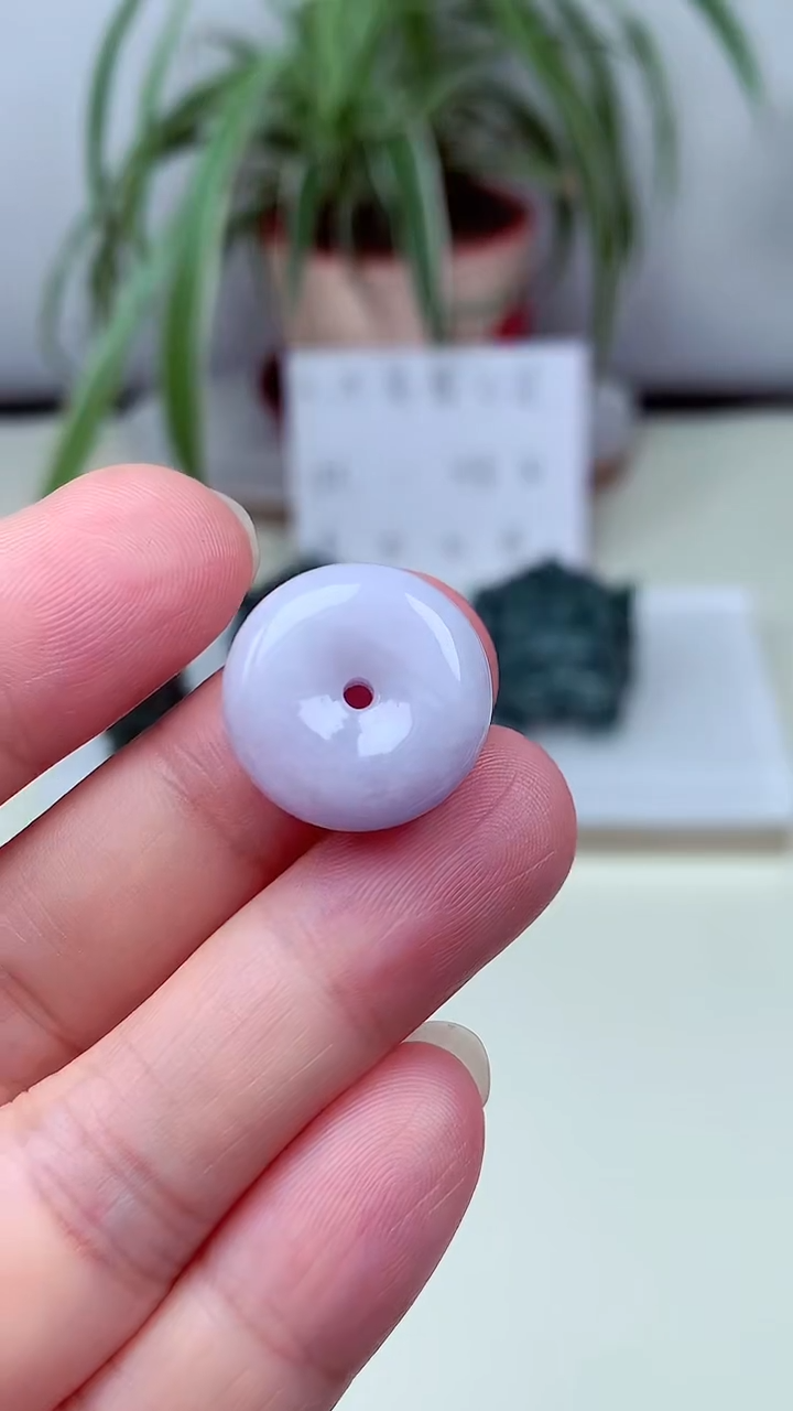 翡翠未镶嵌颈饰吊坠