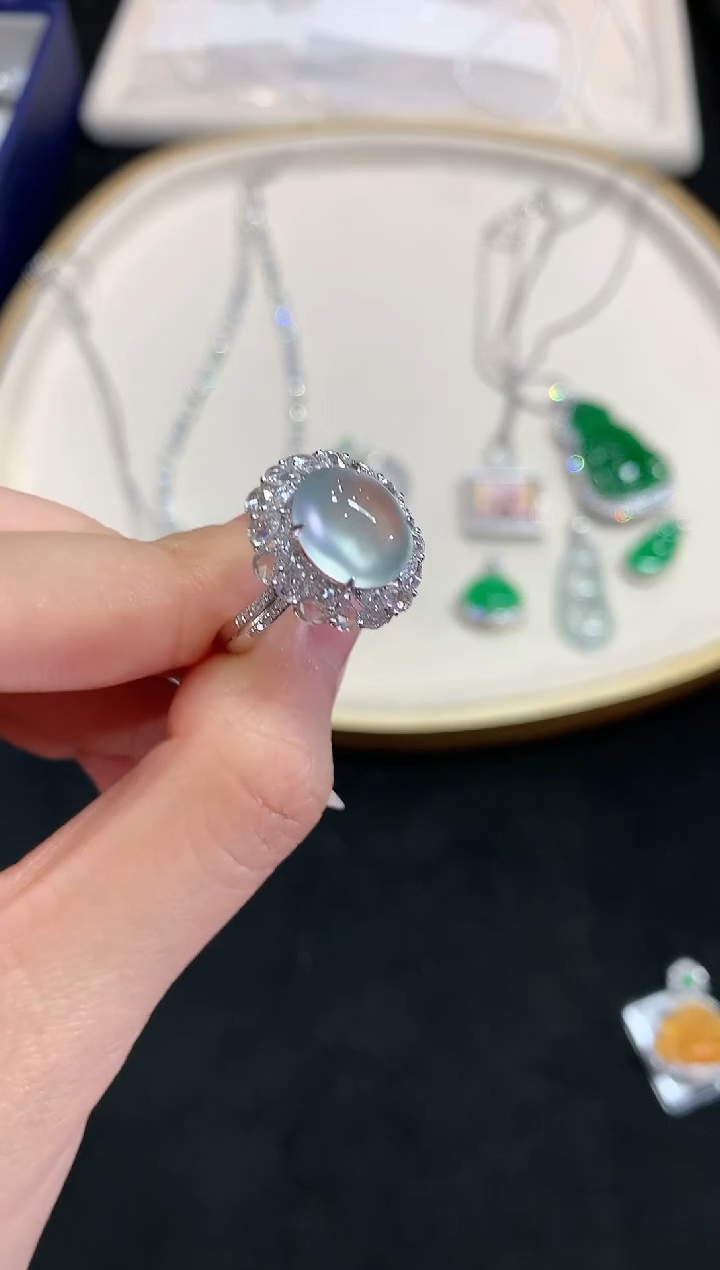 【闪购商品】翡翠戒指18K金镶嵌A949|45000