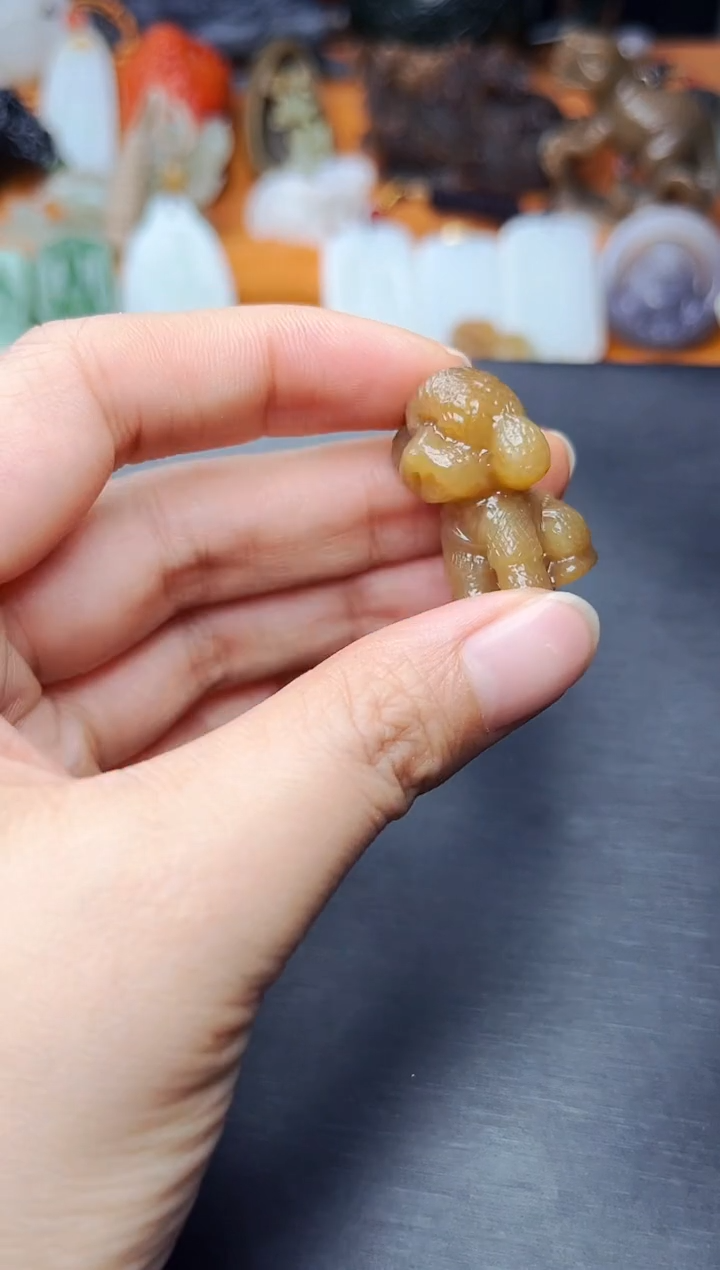 【闪购商品】和田玉颈饰未镶嵌小狗