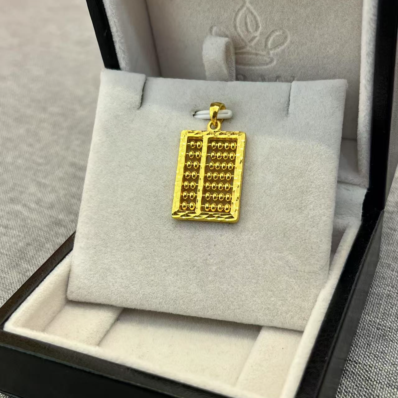 【东豪珠宝】足金精致精美时尚简约百搭灵动算盘吊坠挂坠