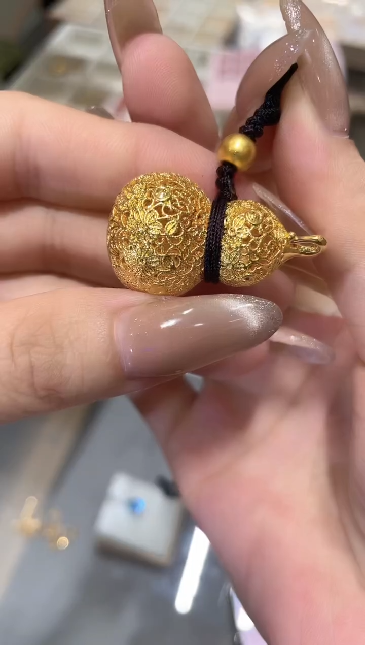 吊坠(不含链)定制足金葫芦吊坠  HT020