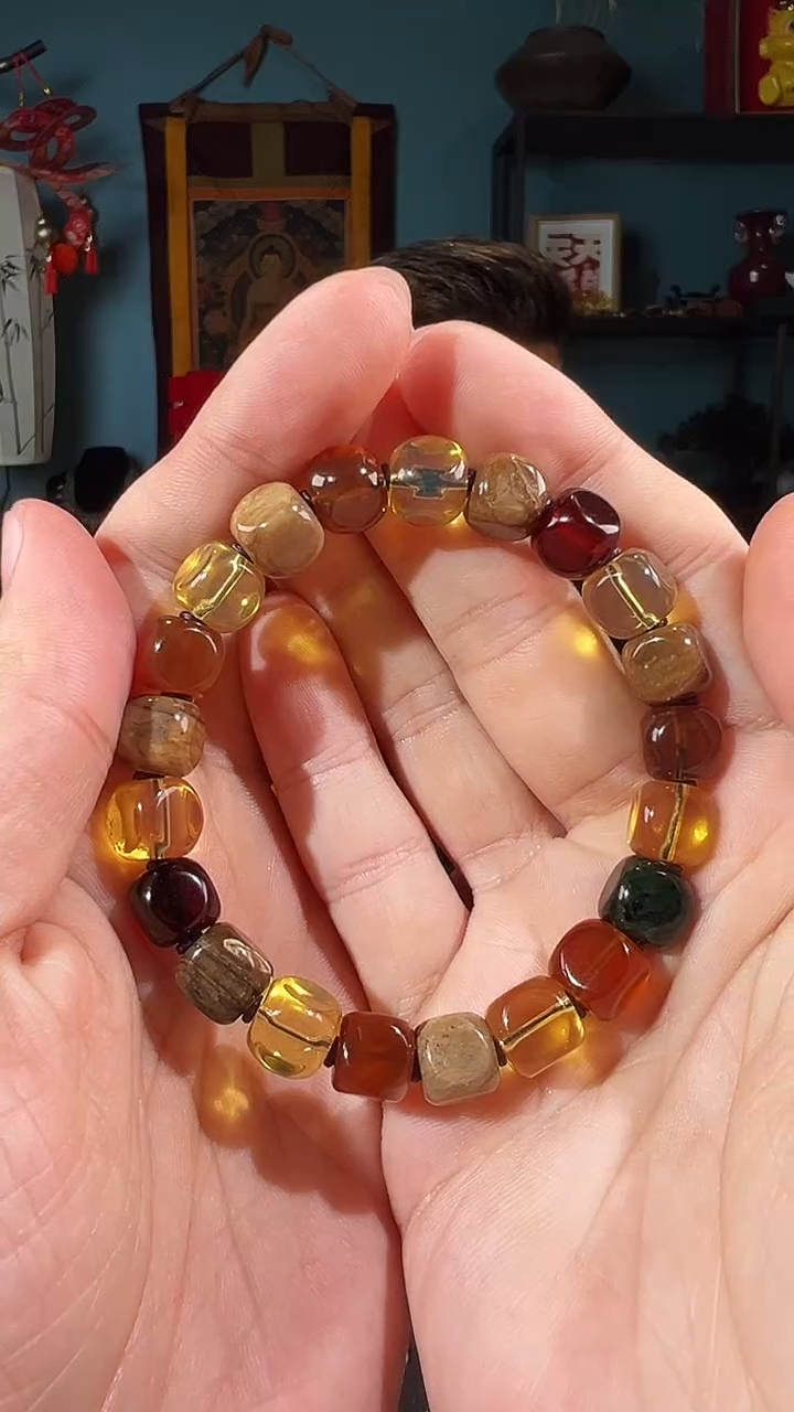 【闪购商品】琥珀手串未镶嵌方糖