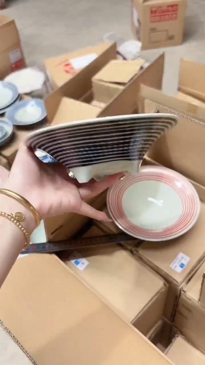 陶瓷和山窑蓝驹三足钵18.2cm aikoma-007