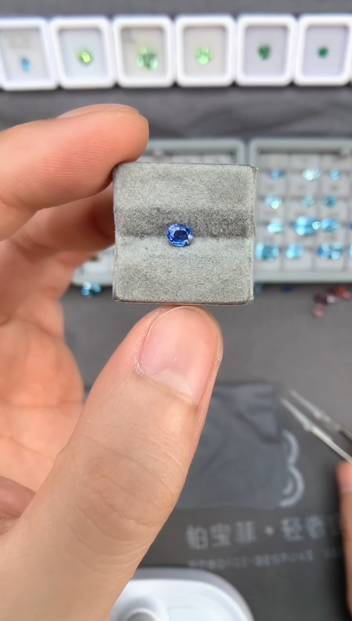 【闪购商品】定制蓝宝石裸石未镶嵌0.45ct