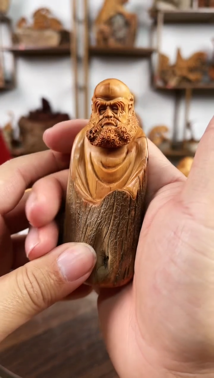 【闪购商品】柏木（崖柏）木雕1