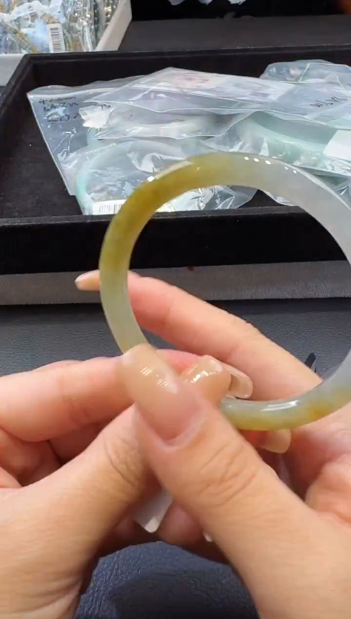 颈饰未镶嵌翡翠100646364