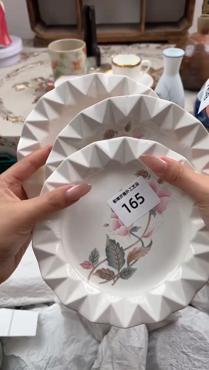 瓷片蟳****院B         165