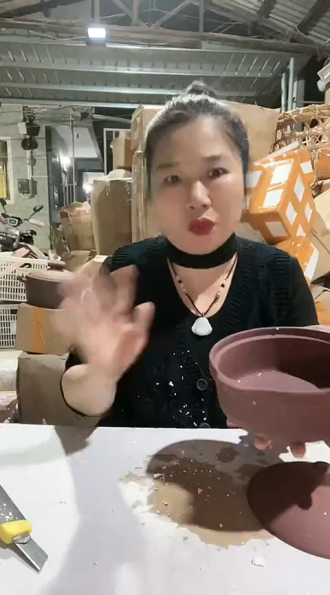 陶瑕疵不圆色差紫砂碗带盖