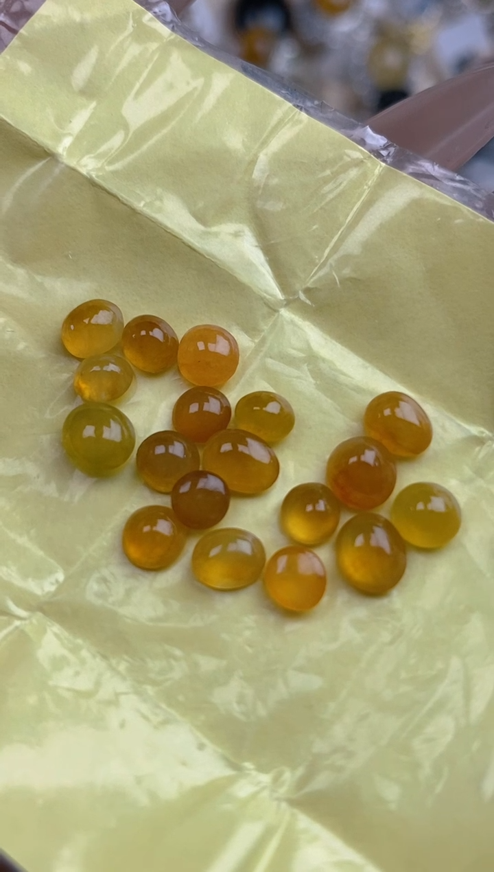 【闪购商品】定制翡翠未镶嵌翡翠裸石蛋面70