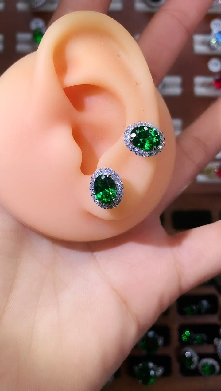 银S925镶嵌耳饰碧玺猫眼68白