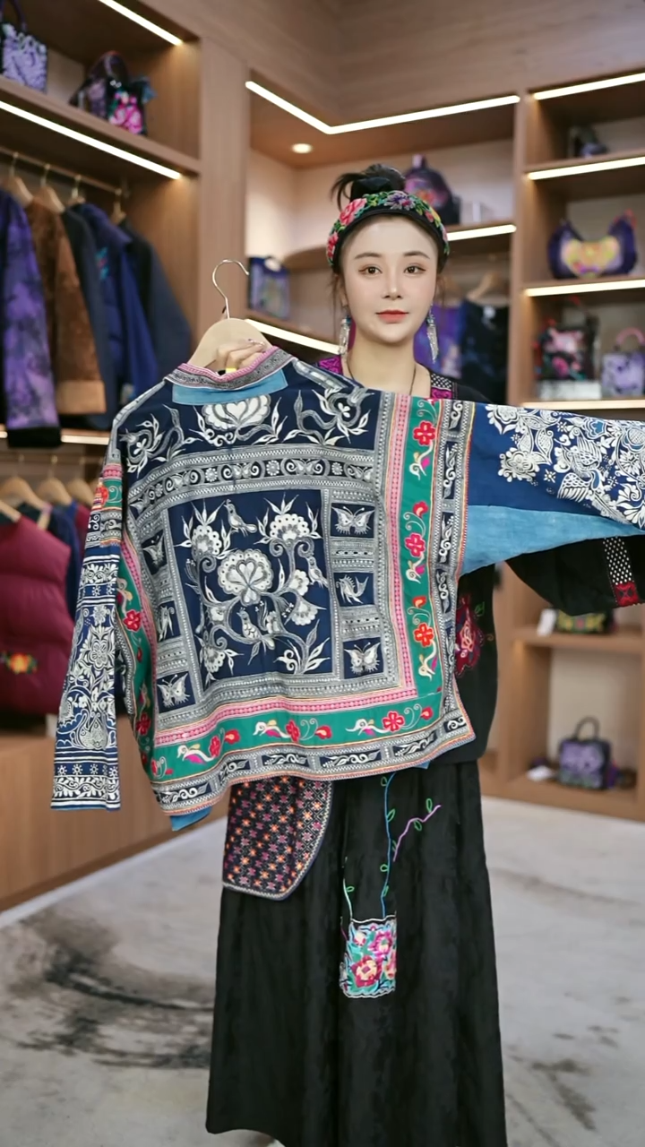 织绣溜****转L514黔东南苗族刺绣