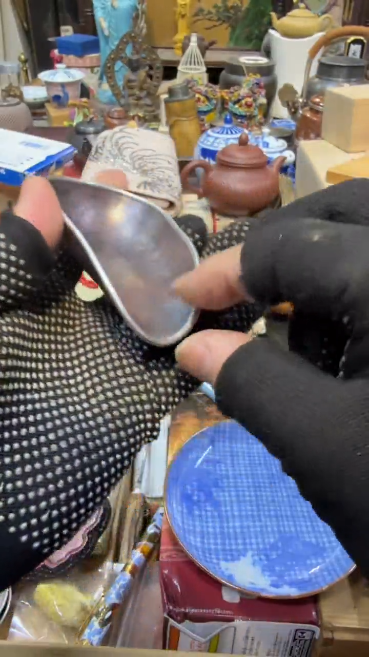 金属中古艺术工艺美术品