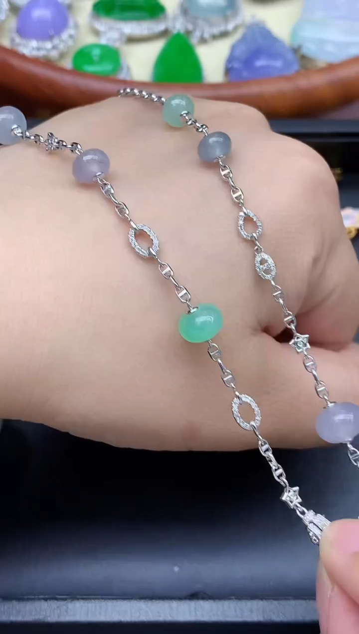 颈饰18K金镶嵌翡翠576-中国好珍宝