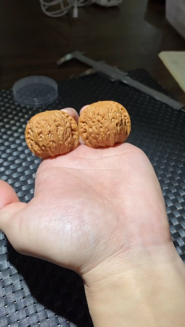 把件文玩核桃微修打底铁锤妹妹41