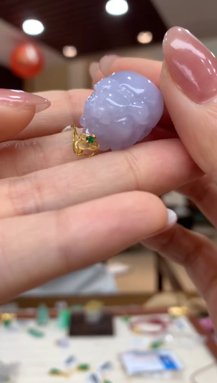 吊坠(不含链)18K金镶嵌翡翠福猪